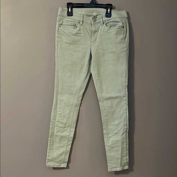 LOFT Outlet Mint Light Green Modern Skinny Stretch Jeans - 2 - Picture 1 of 5